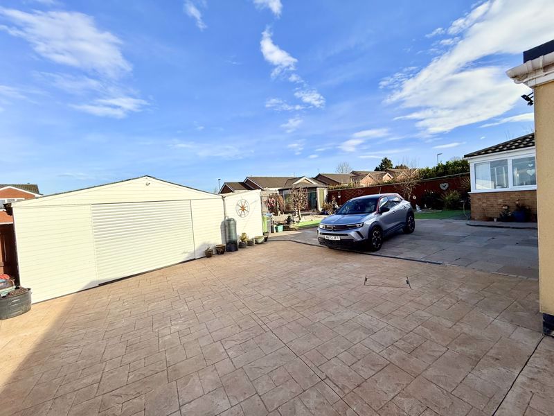 Photo 32- click for photo gallery